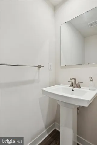 $2,995 | 270 Chase Drive, Downingtown, PA 19335