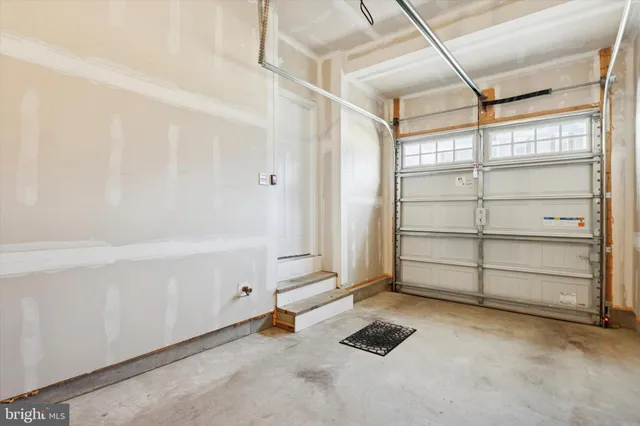 $2,995 | 270 Chase Drive, Downingtown, PA 19335