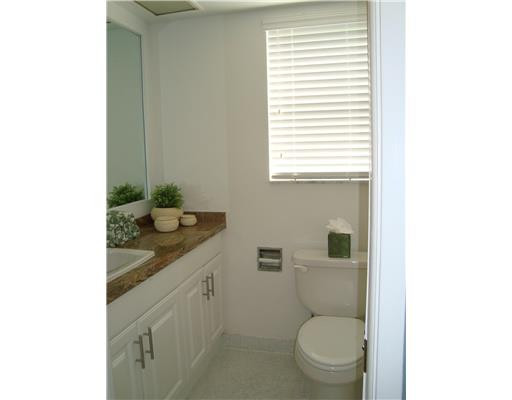 2601 South Course Drive, Unit 301 Pompano Beach, FL 33069 - Photo 5 of 12 Master Bath/Spa