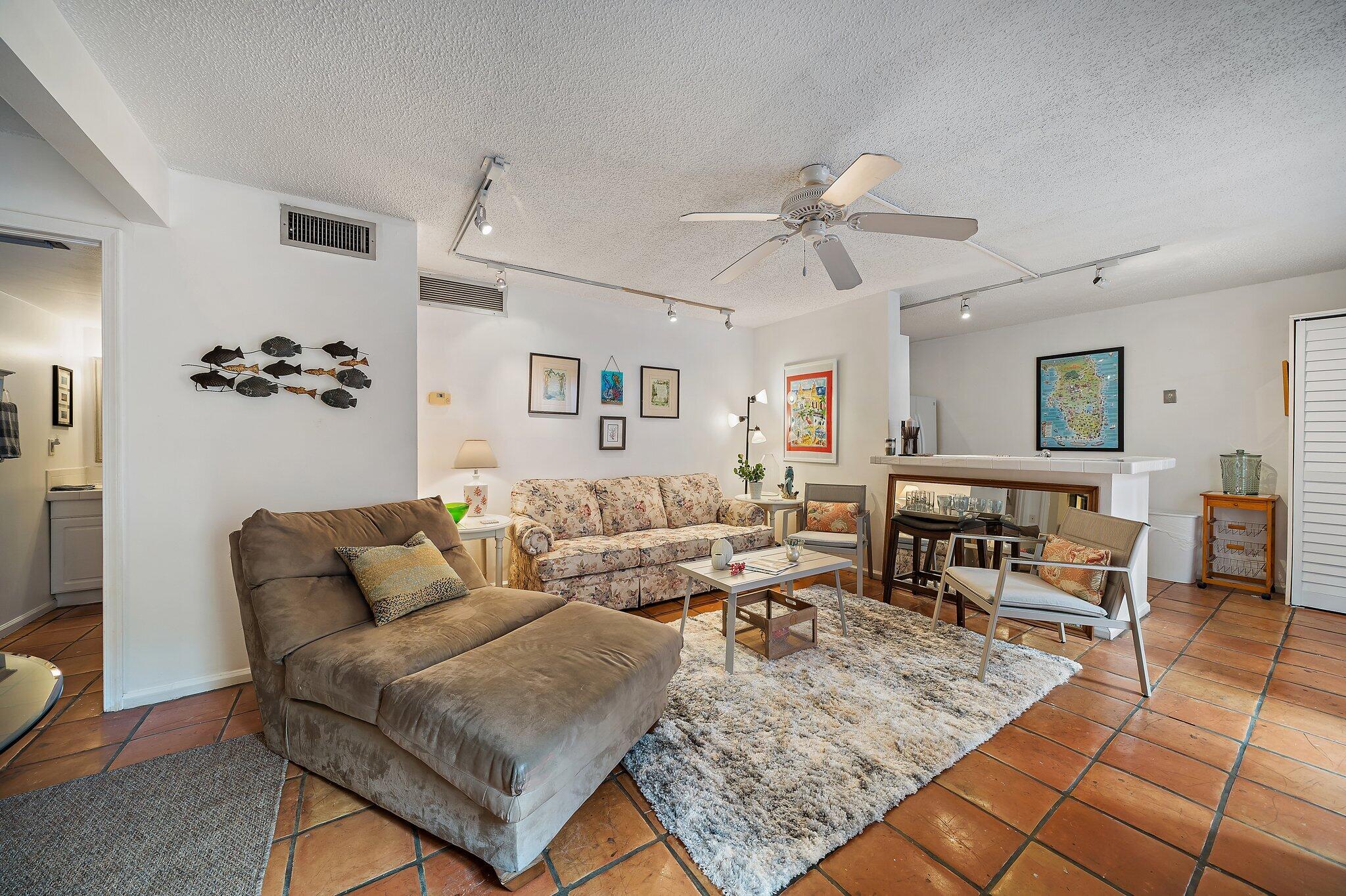 1605 Highway 1, Unit 16B Jupiter, FL 33477 - Photo 11 of 28 010-1605SouthUSHighwayOneSealofter16B-Ju