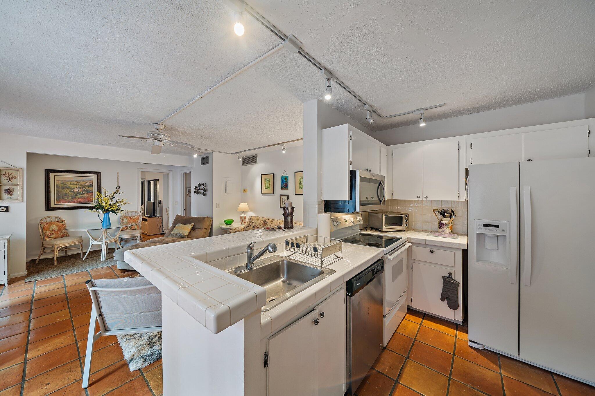 1605 Highway 1, Unit 16B Jupiter, FL 33477 - Photo 17 of 28 016-1605SouthUSHighwayOneSealofter16B-Ju