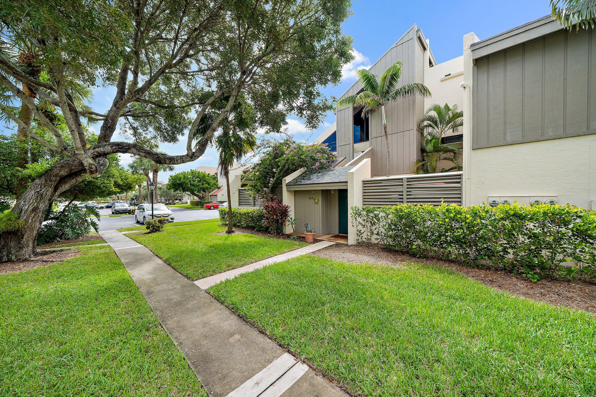 1605 Highway 1, Unit 16B Jupiter, FL 33477 - Photo 2 of 28 SeaLofter