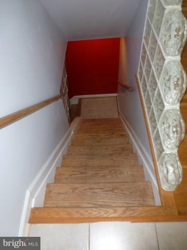 2604 Summerson Road Baltimore, MD 21209 - Photo 11 of 20 steps to basement