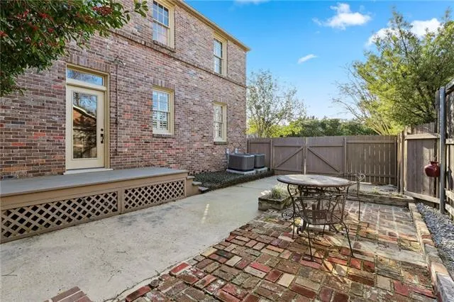 $3,200 | 345 Betz Place, Metairie, LA 70005