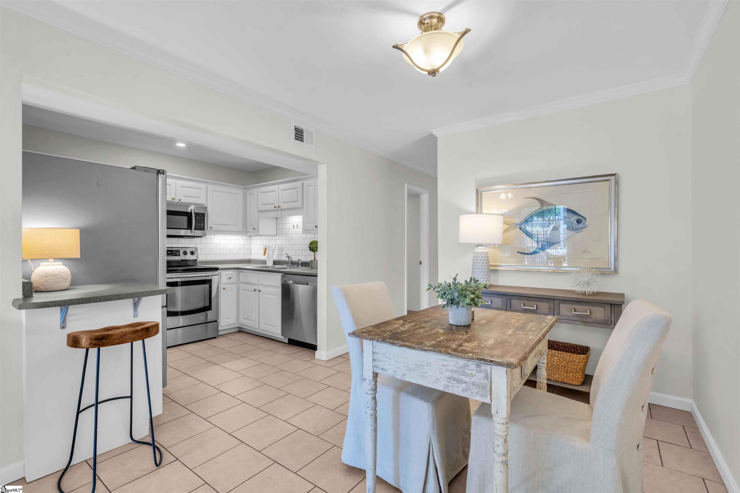 925 Cleveland Street, Unit 55 Greenville, SC 29601 - Photo 5 of 17