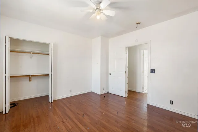 $415,000 | 570 South Park Avenue, Shelley, ID 83274