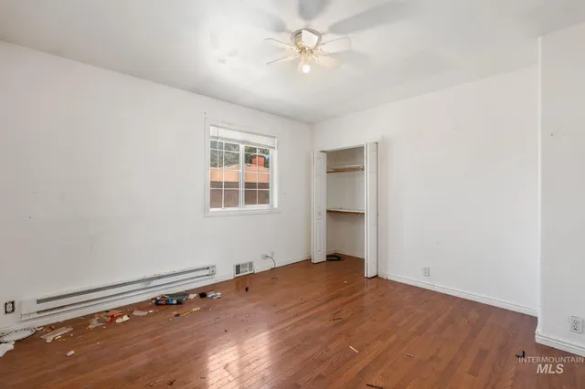 $415,000 | 570 South Park Avenue, Shelley, ID 83274