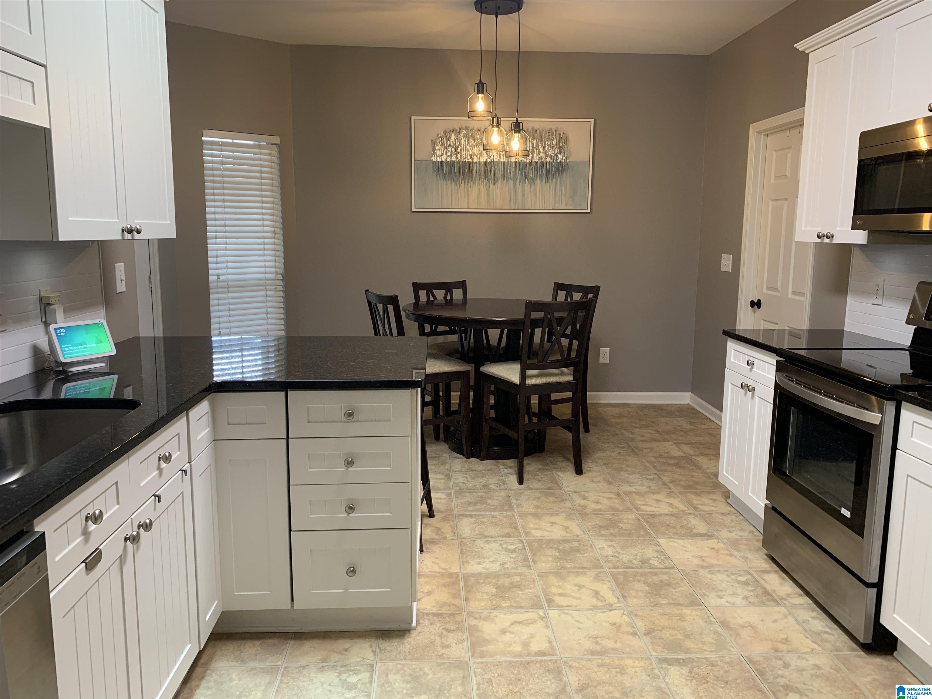 1101 Rowan Spgs Trace Leeds, AL 35094 - Photo 13 of 39