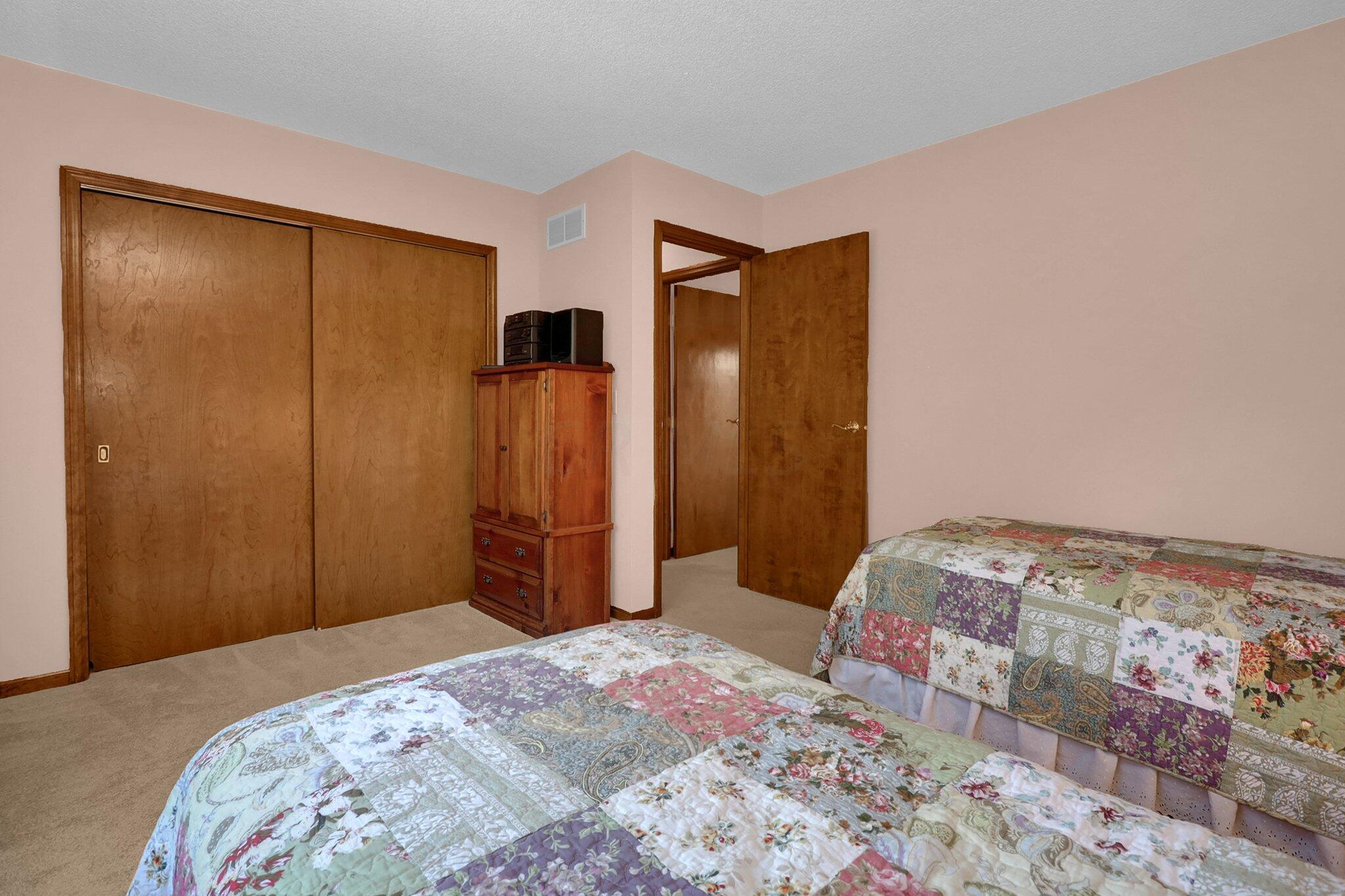 30 Ravine Road Powell, OH 43065 - Photo 32 of 45 37-web-or-mls-30-ravine-rd