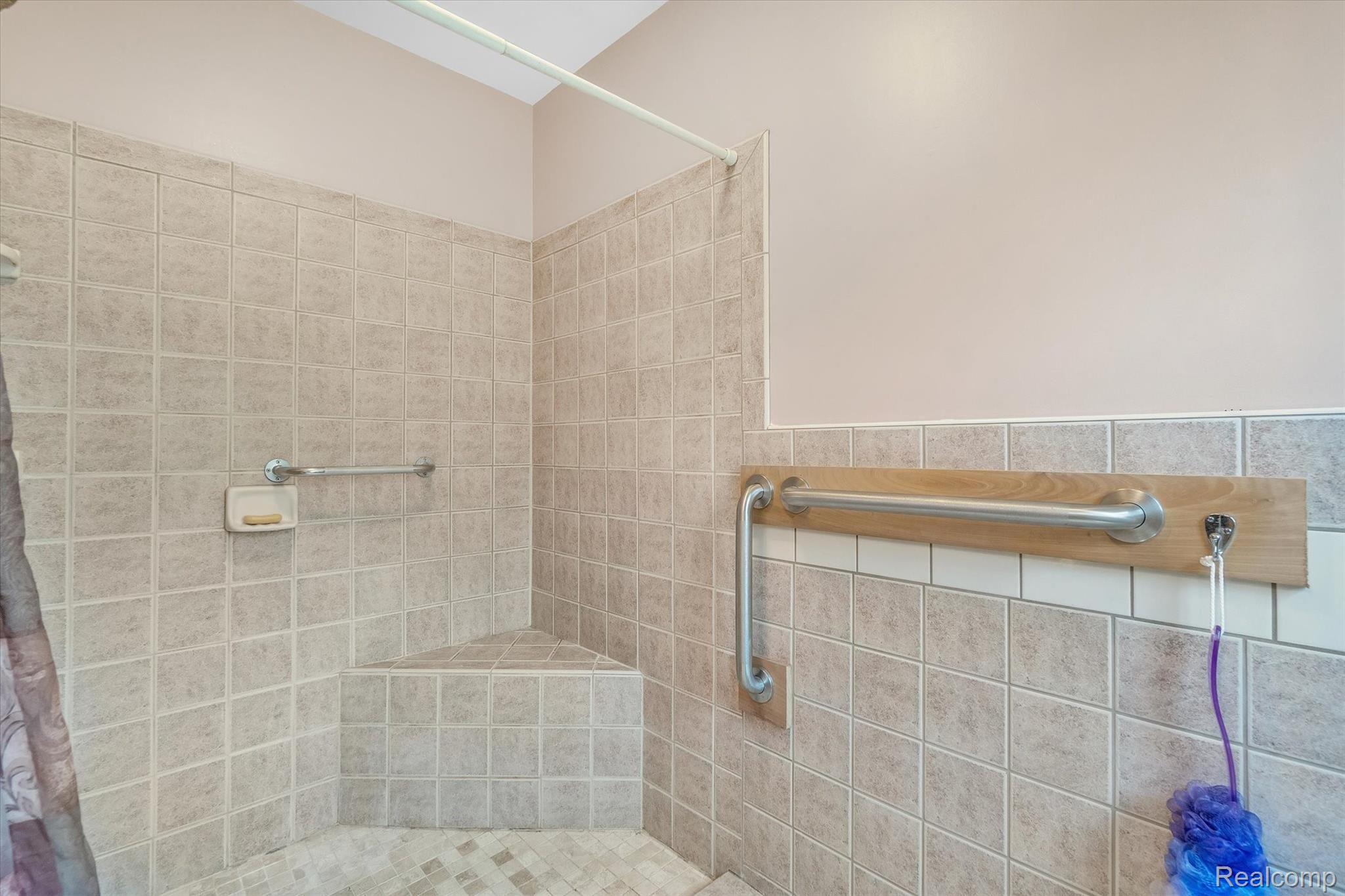 4660 Lansing Road Bancroft, MI 48414 - Photo 20 of 41 20-4660-Lansing-Rd-WindowStill-Real-Estate-Photography-20.jpg