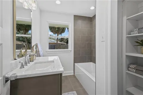 $464,900 | 6043 Paris Avenue, New Orleans, LA 70122