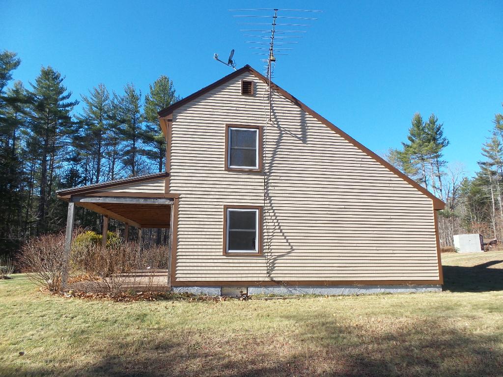 300 Murray Hill Road Hill, NH 03243 - Photo 2 of 17