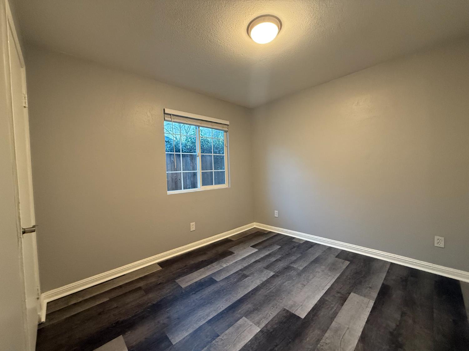 5530 Kenneth Avenue Carmichael, CA 95608 - Photo 10 of 42