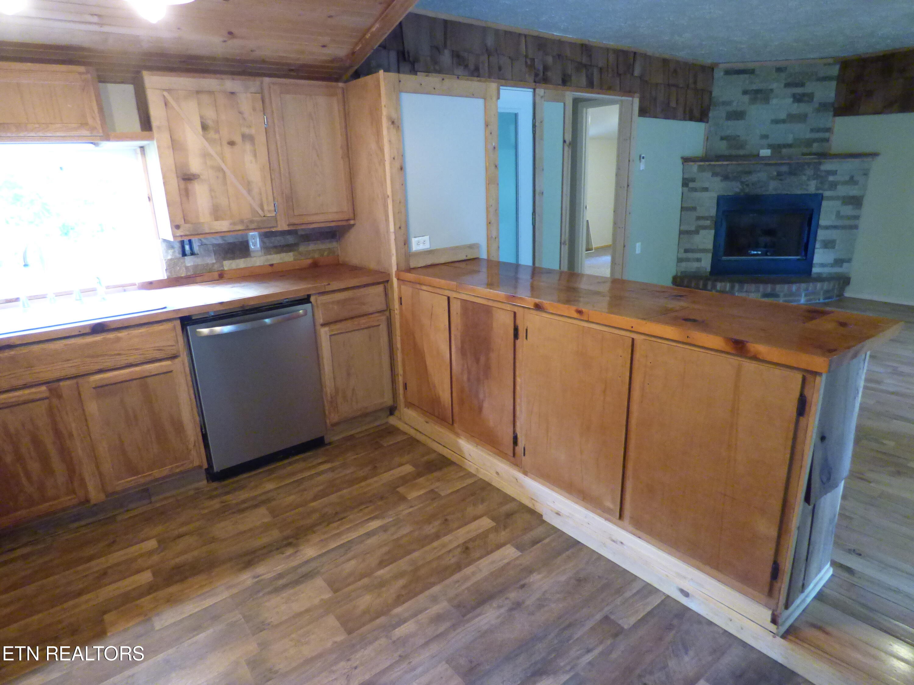 98 Tennessee Stone Road Crossville, TN 38555 - Photo 12 of 55 P1070836