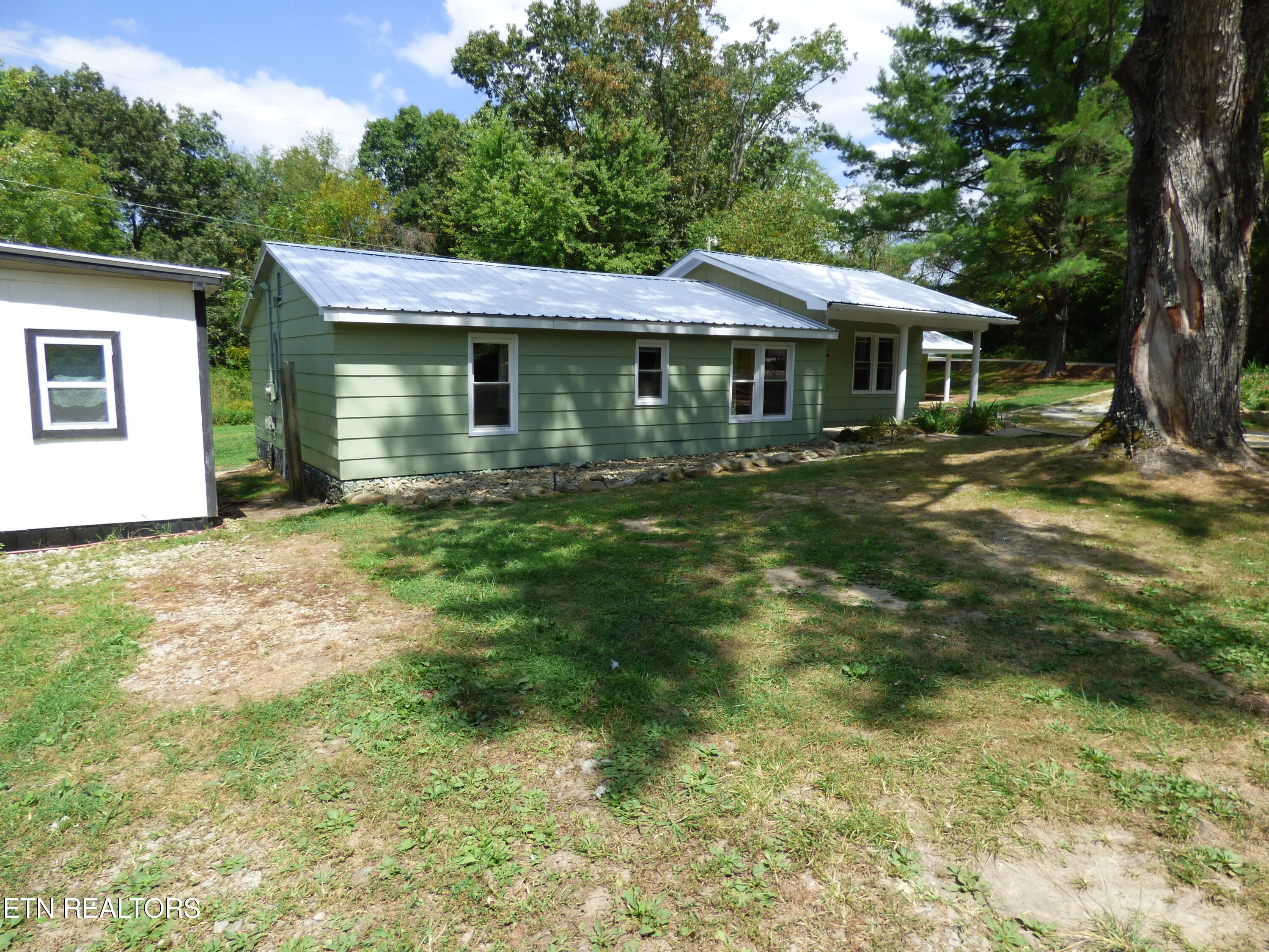 98 Tennessee Stone Road Crossville, TN 38555 - Photo 54 of 55 P1070881