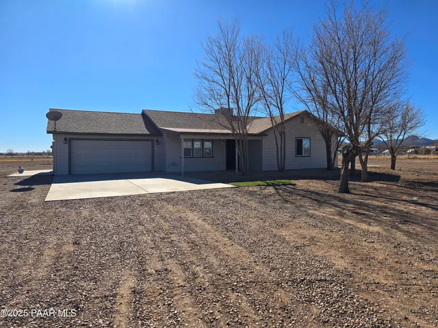 $460,000 | 2725 West Bayberry Drive, Paulden, AZ 86334