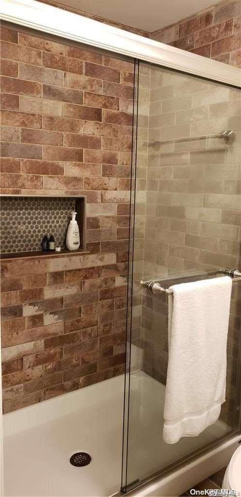 28 Carley Avenue Huntington, NY 11743 - Photo 15 of 17