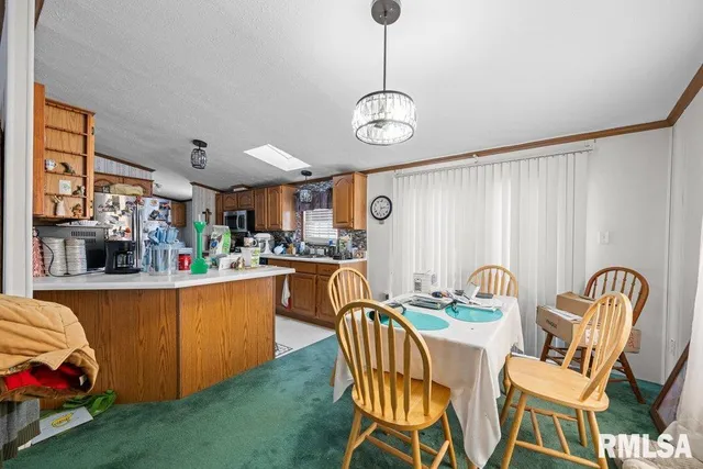 $229,900 | 409 233rd Street, Aledo, IL 61231