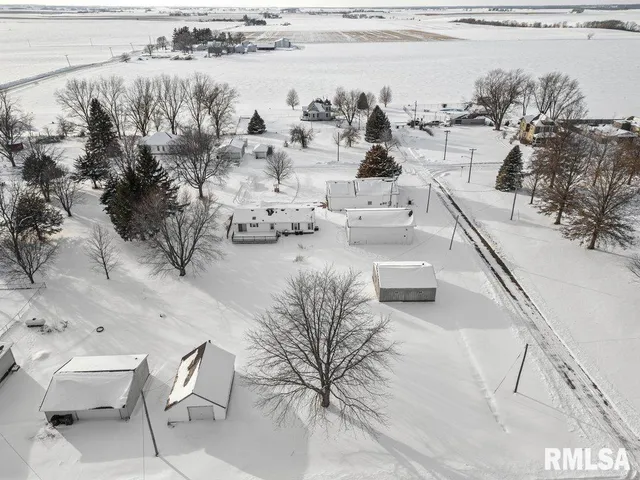 $229,900 | 409 233rd Street, Aledo, IL 61231