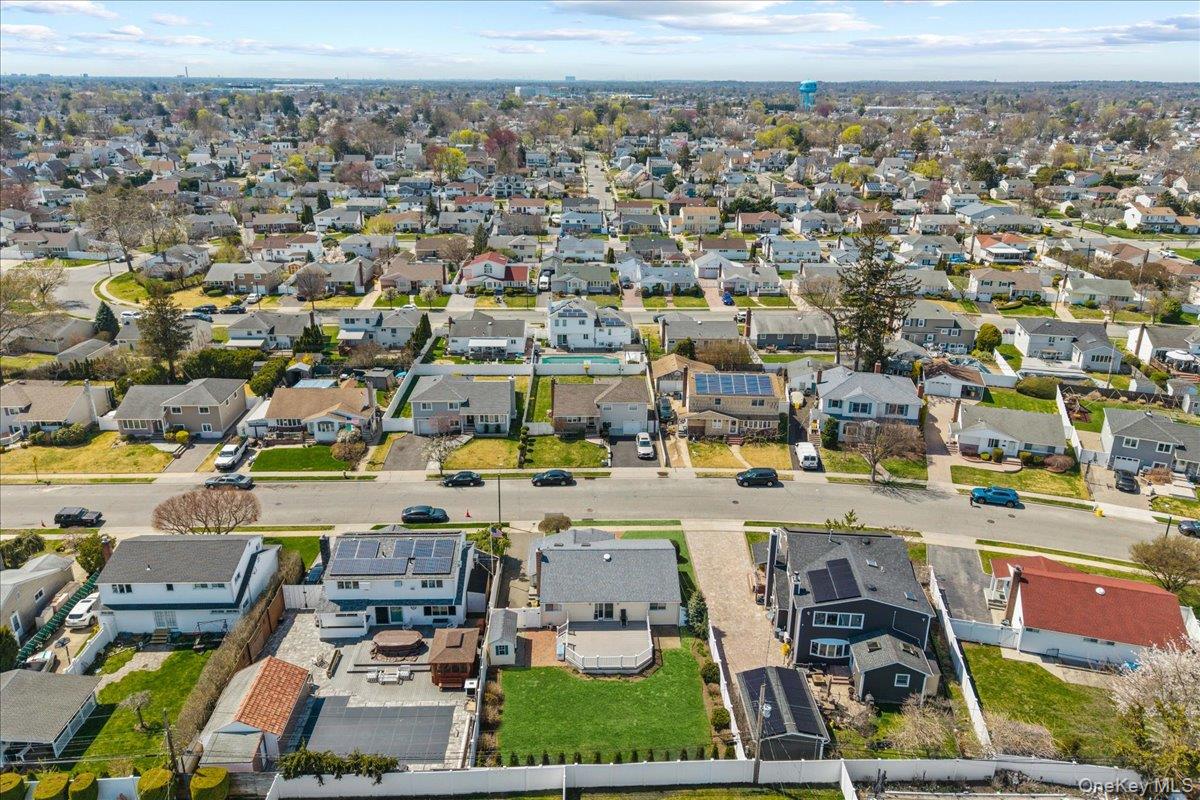 56 Haverford Road Hicksville, NY 11801 - Photo 36 of 37