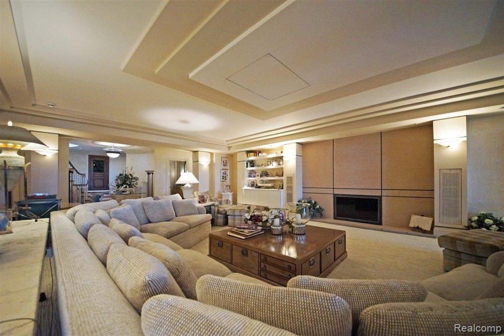 950 Lake Shore Road Grosse Pointe, MI 48236 - Photo 66 of 95 6.JPG