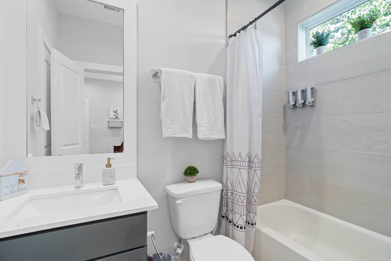 622 Janisch Road, Unit F Houston, TX 77018 - Photo 40 of 45