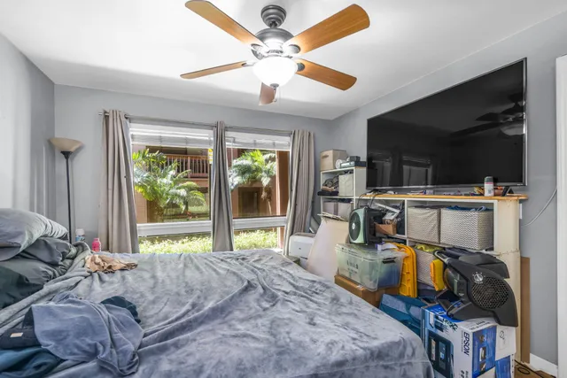 $325,000 | 3740 Lower Honoapiilani Road, Unit F106, Lahaina, HI 96761