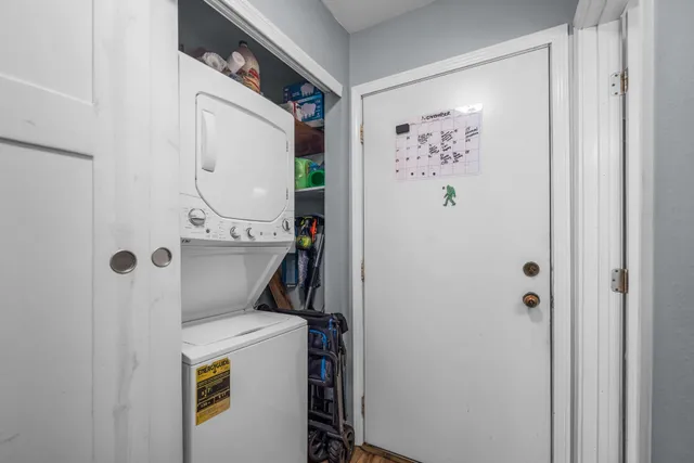 $325,000 | 3740 Lower Honoapiilani Road, Unit F106, Lahaina, HI 96761