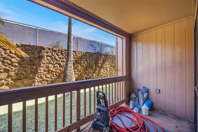 $325,000 | 3740 Lower Honoapiilani Road, Unit F106, Lahaina, HI 96761