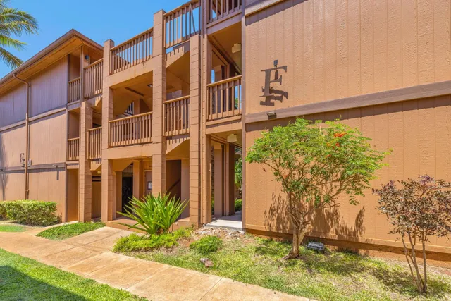 $325,000 | 3740 Lower Honoapiilani Road, Unit F106, Lahaina, HI 96761