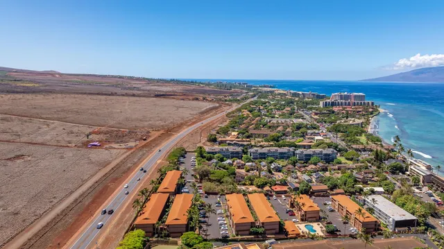 $325,000 | 3740 Lower Honoapiilani Road, Unit F106, Lahaina, HI 96761