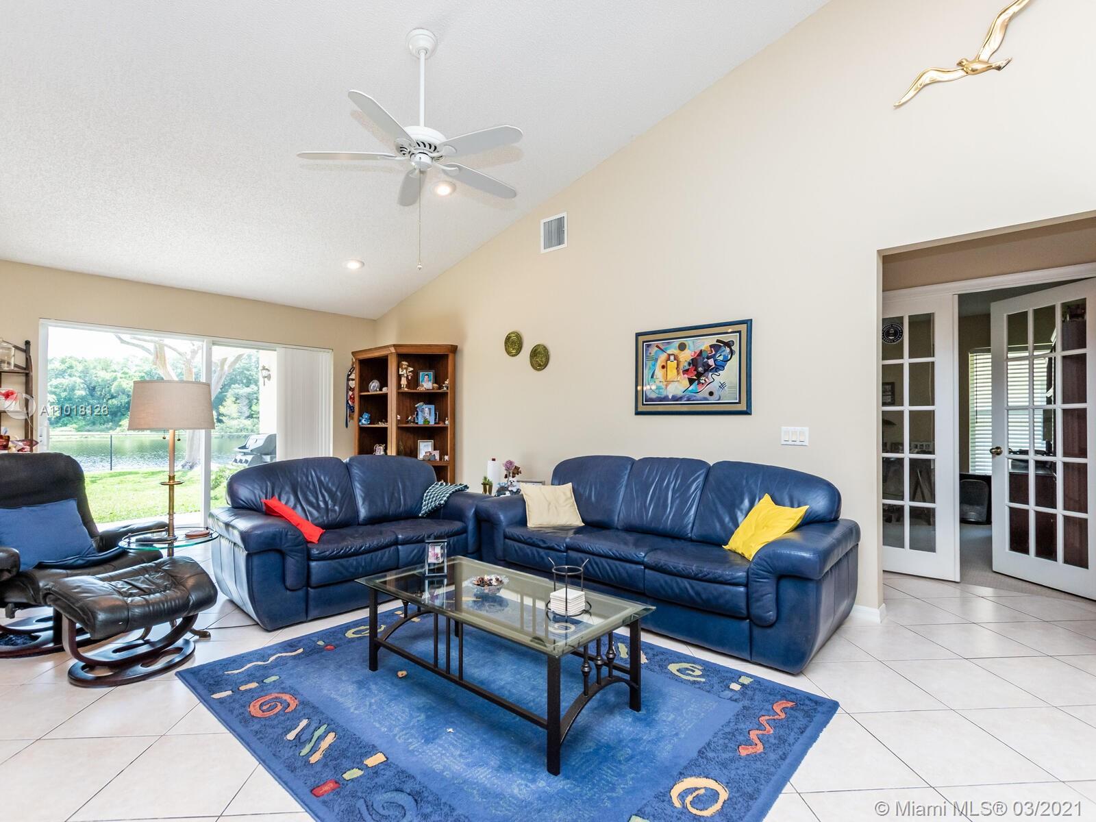 3232 Ridge Trace Davie, FL 33328 - Photo 11 of 41 Gallery Image 11