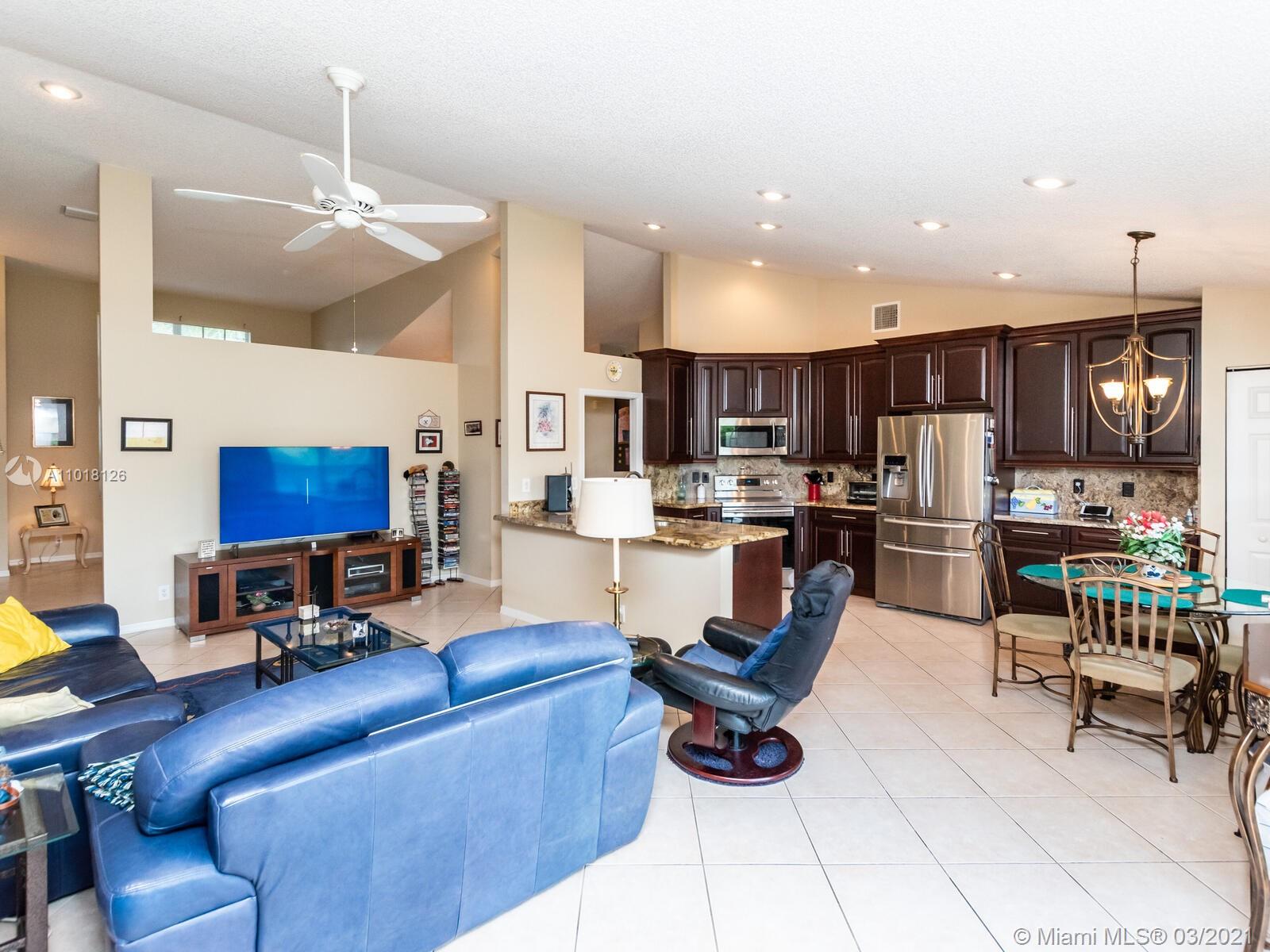 3232 Ridge Trace Davie, FL 33328 - Photo 13 of 41 Gallery Image 13