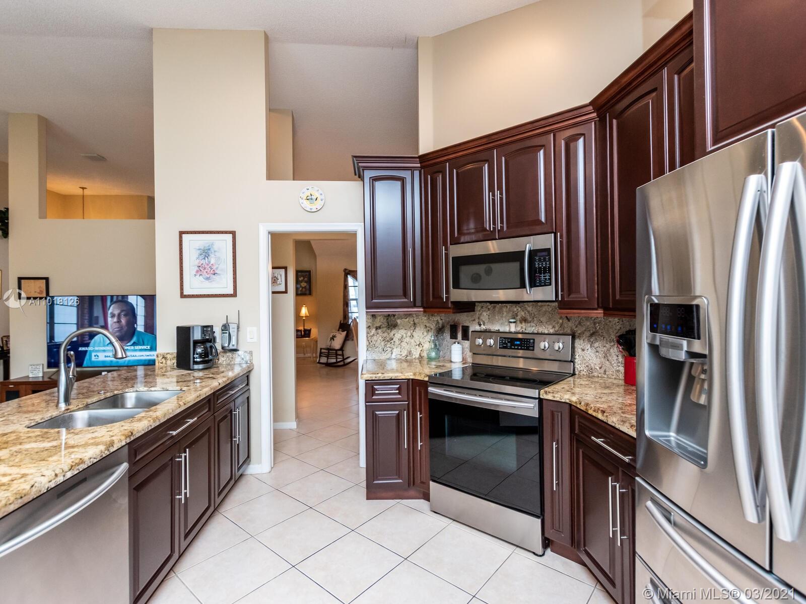 3232 Ridge Trace Davie, FL 33328 - Photo 19 of 41 Gallery Image 19