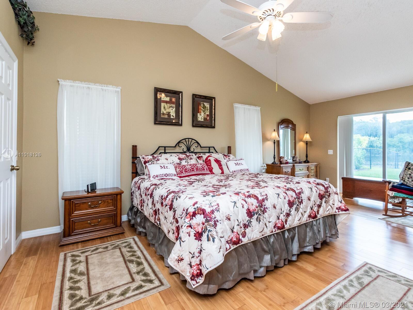 3232 Ridge Trace Davie, FL 33328 - Photo 20 of 41 Gallery Image 20