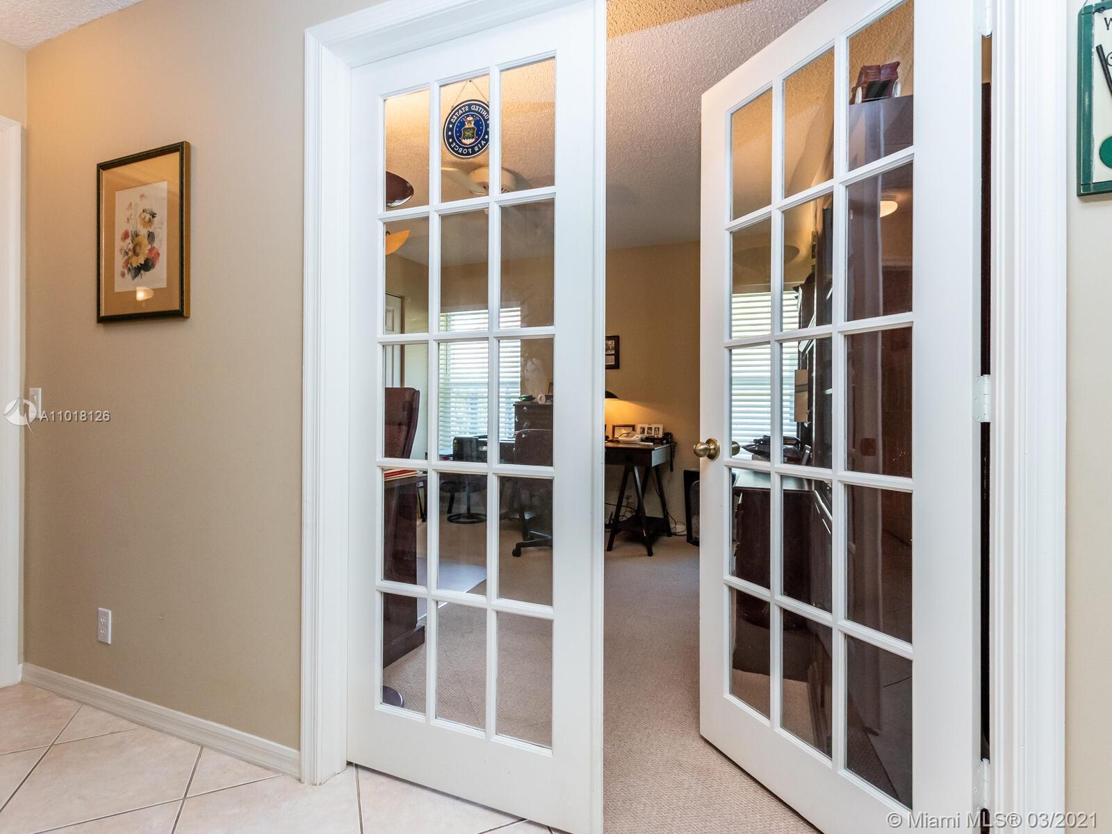 3232 Ridge Trace Davie, FL 33328 - Photo 25 of 41 Gallery Image 25