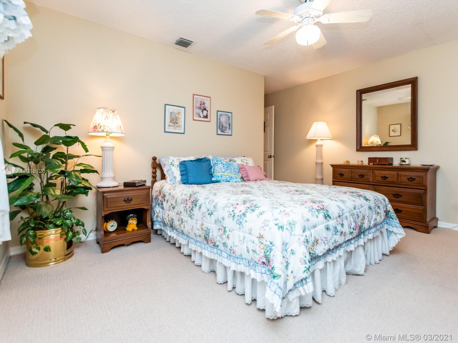 3232 Ridge Trace Davie, FL 33328 - Photo 27 of 41 Gallery Image 27