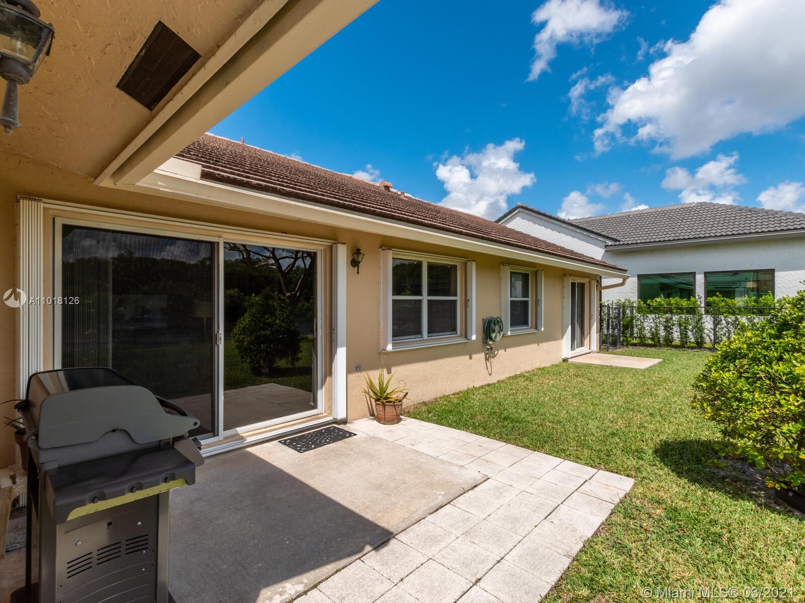 3232 Ridge Trace Davie, FL 33328 - Photo 34 of 41 Gallery Image 34