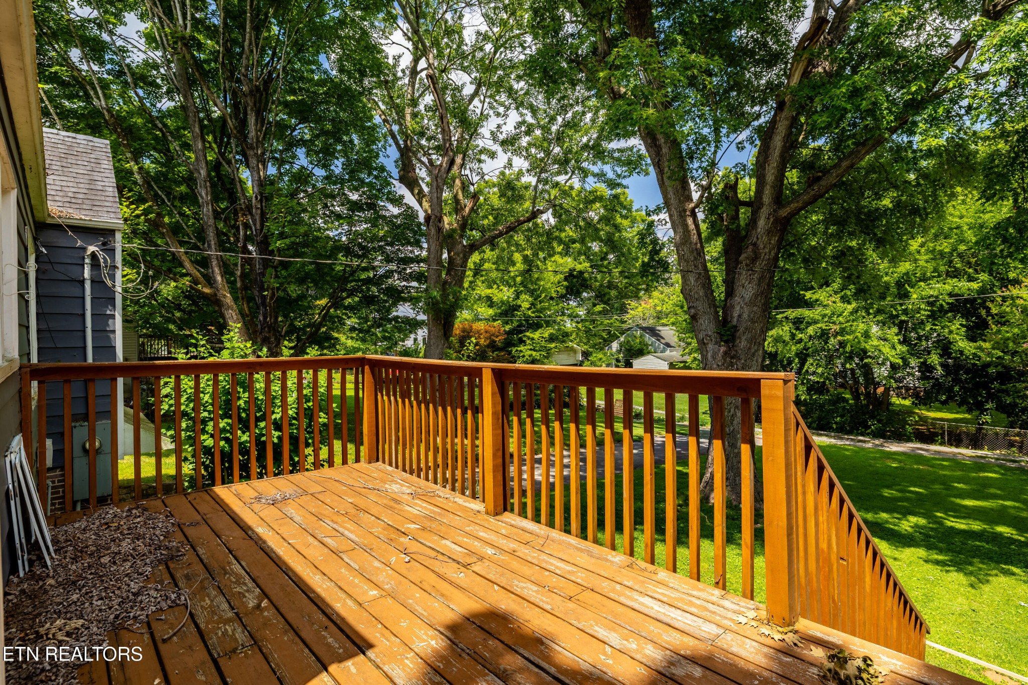 2009 Crest Road Maryville, TN 37804 - Photo 24 of 30 Gallery Image 24