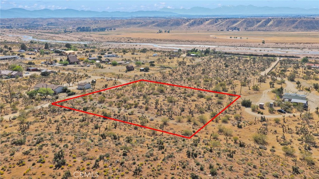 4 Lamprey Road Apple Valley, CA 92308 - Photo 2 of 9