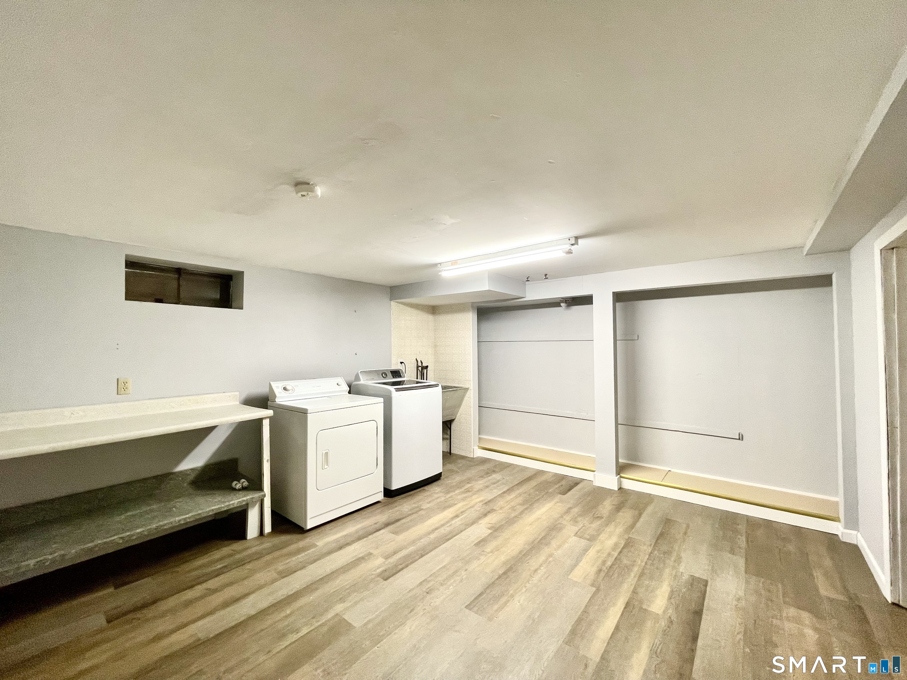 35 Woodmont Road West Hartford, CT 06117 - Photo 26 of 29