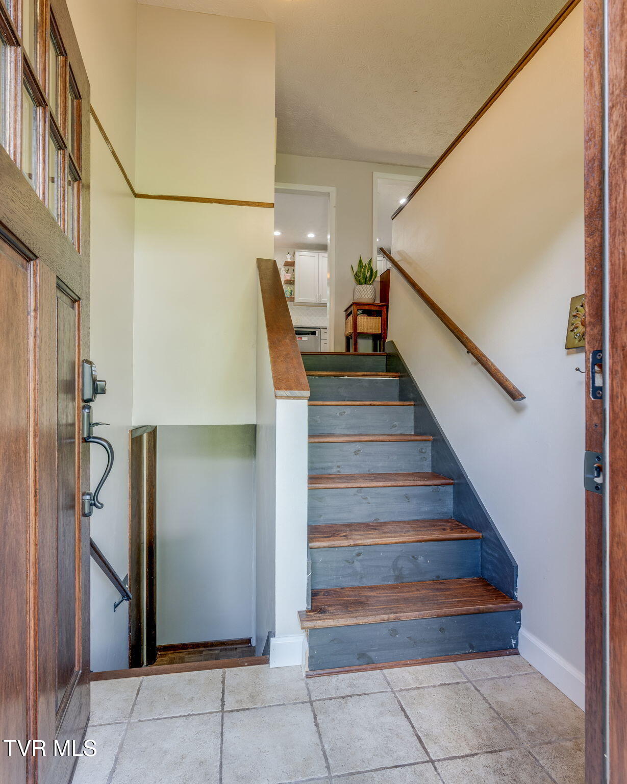 304 Highland Road Jonesborough, TN 37659 - Photo 4 of 35 003