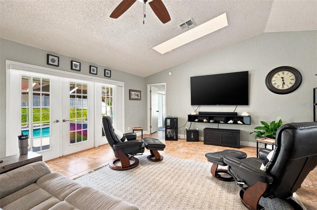10381 Flag Road Spring Hill, FL 34608 - Photo 4 of 41 Gallery Image 4