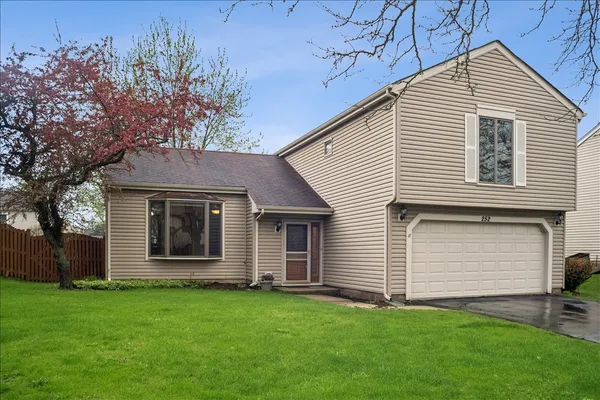 $434,900 | 252 Ewell Court, Bartlett, IL 60103