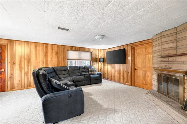 $389,900 | 1211 Trent Drive, Latrobe, PA 15650