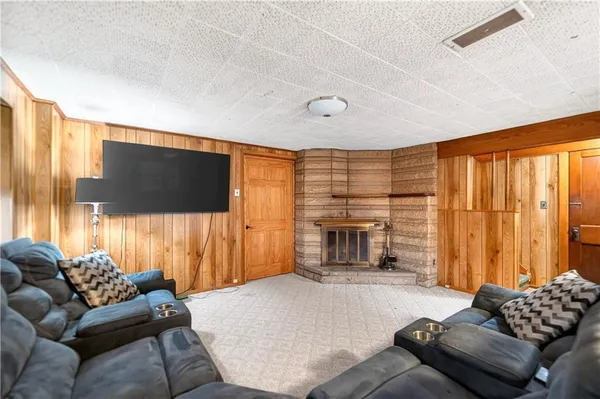 $389,900 | 1211 Trent Drive, Latrobe, PA 15650
