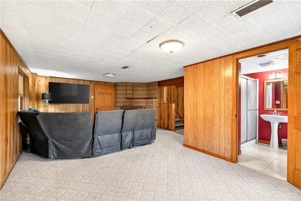 $389,900 | 1211 Trent Drive, Latrobe, PA 15650