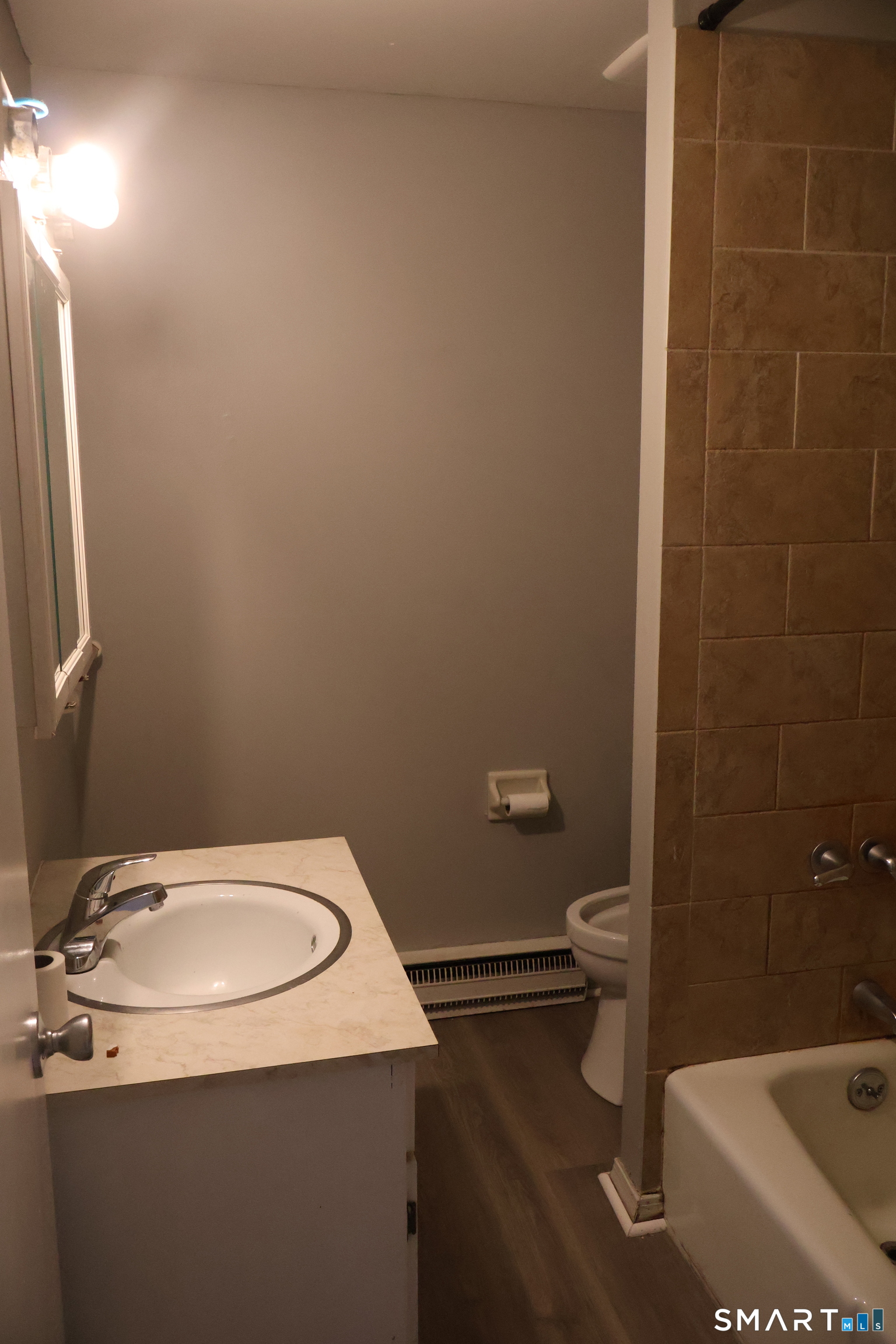 353 Scott Road Waterbury, CT 06705 - Photo 8 of 11