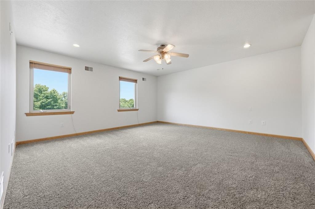 18 Kohleen Drive McKees Rocks, PA 15136 - Photo 26 of 50