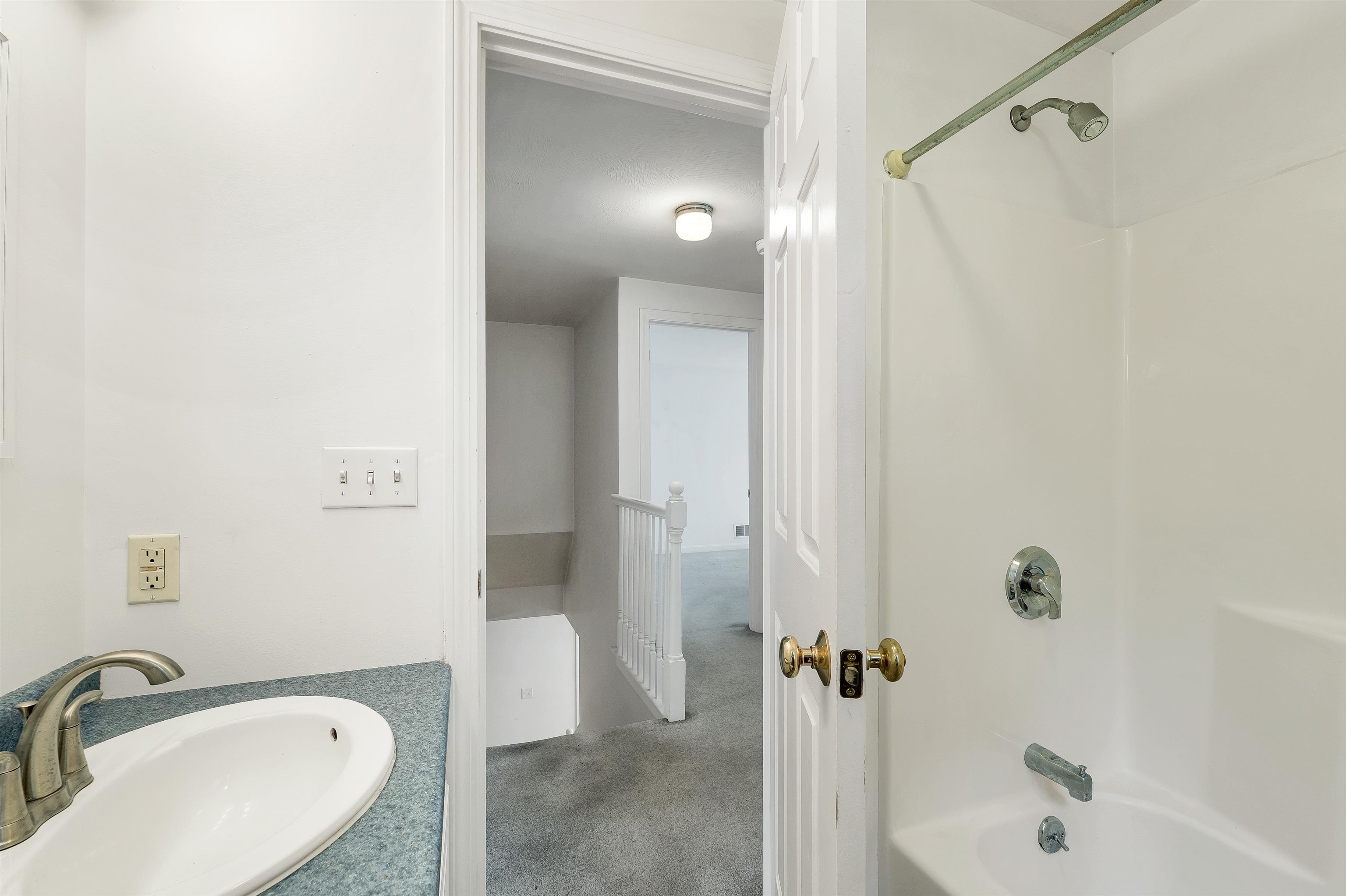 10 Beechwood Road Sandown, NH 03873 - Photo 10 of 18 Gallery Image 10